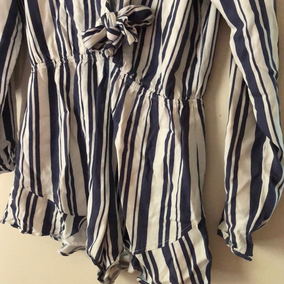 Romper - Picture 3 of 4